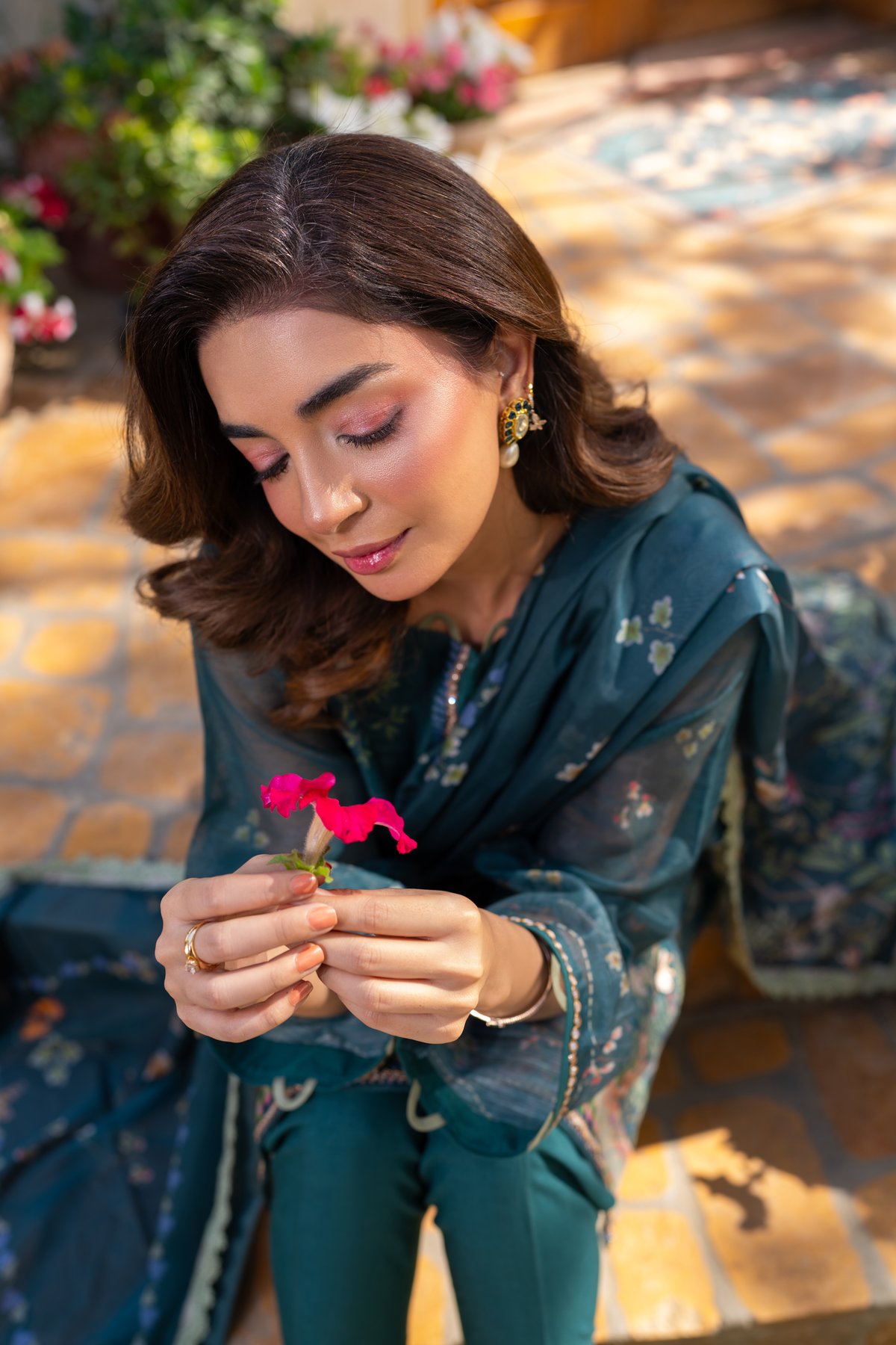 AMIRA