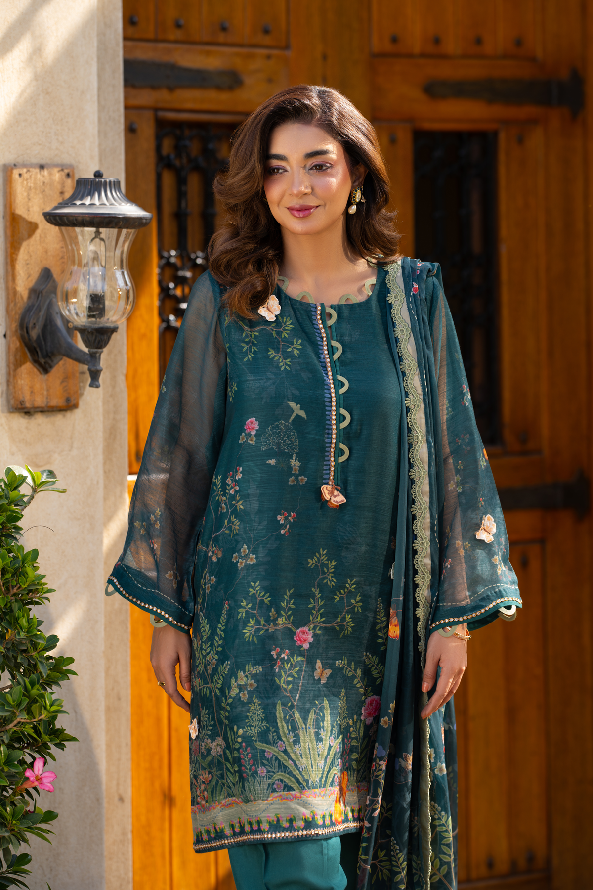 AMIRA